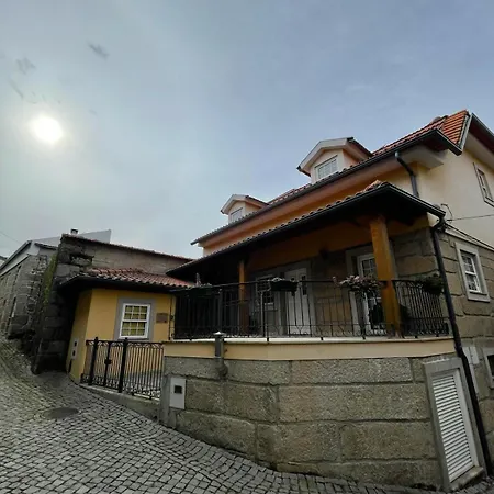 Cantinho Da Estrela * سيا